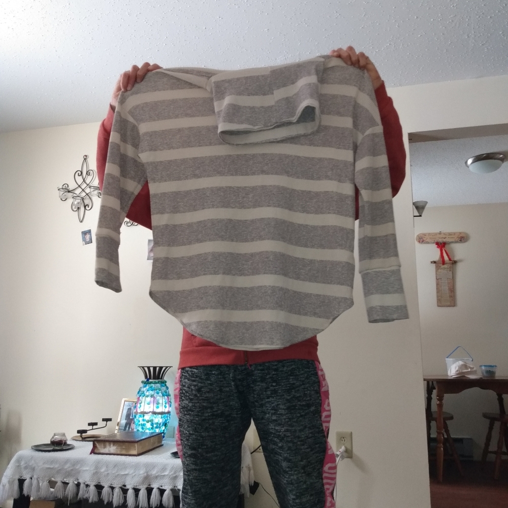 LuLaRoe ladies turtleneck sweater XL